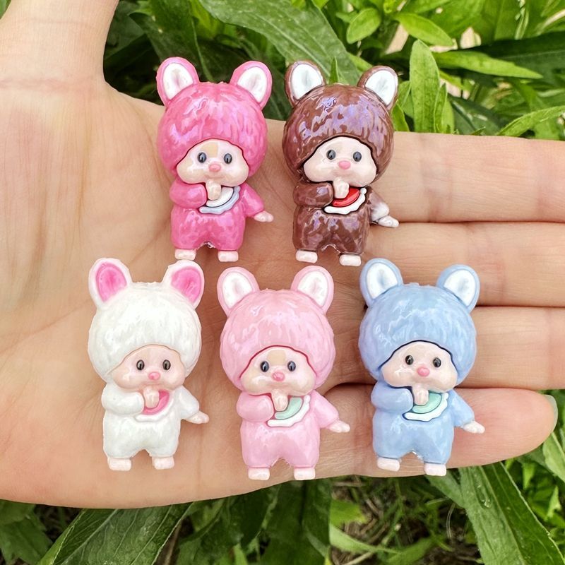 Cartoon standing figure Monchi - Mobile Electronics Gadgets recensione e prezzo